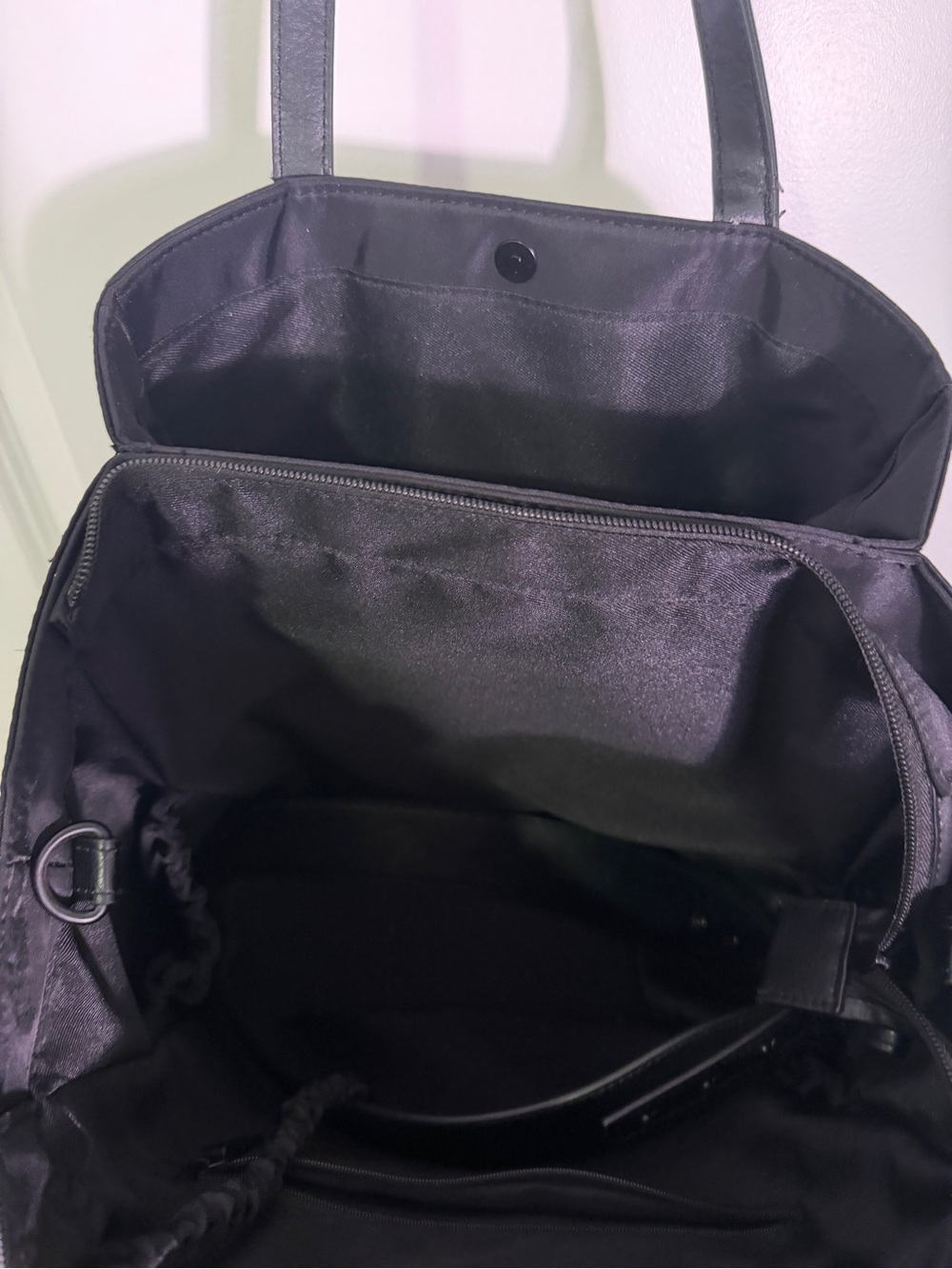 Beis travel bag  “The Commuter Tote” - Picture 3 of 6